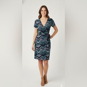 Ann Taylor Chevron Striped Multicolored Stretch wrap dress size XS